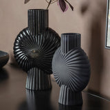 Ghedi Cassis Vase Frosted Black Small — SantoLusso®