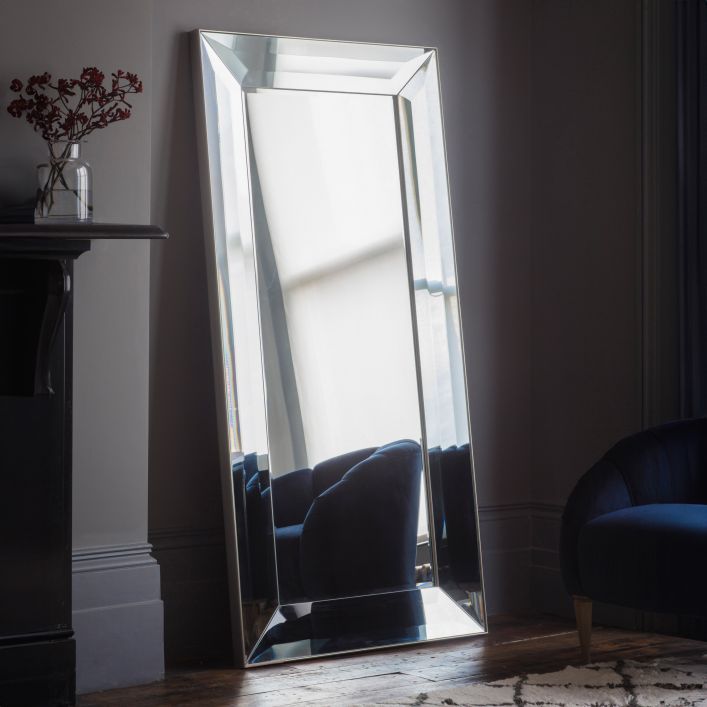 Ghedi Lunaria Leaner Mirror Silver — SantoLusso®