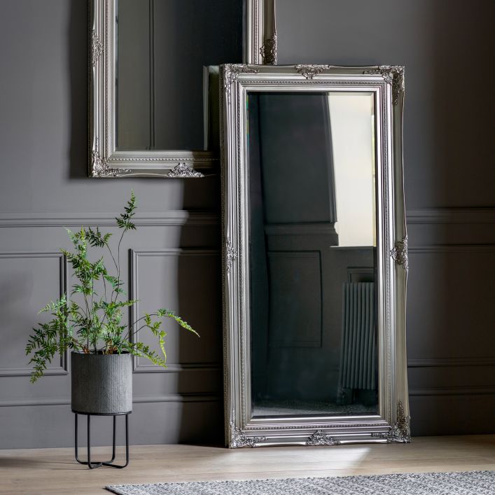 Ghedi Lambrusco Leaner Mirror Antique Silver — SantoLusso®
