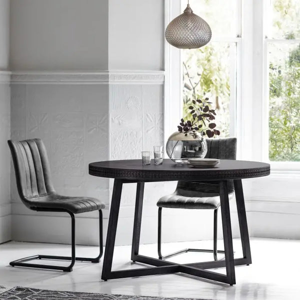 Ghedi Montone Boutique Round Dining Table — SantoLusso®