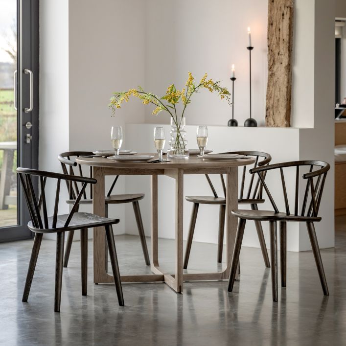Ghedi Gianno Round Dining Table Smoked — SantoLusso®