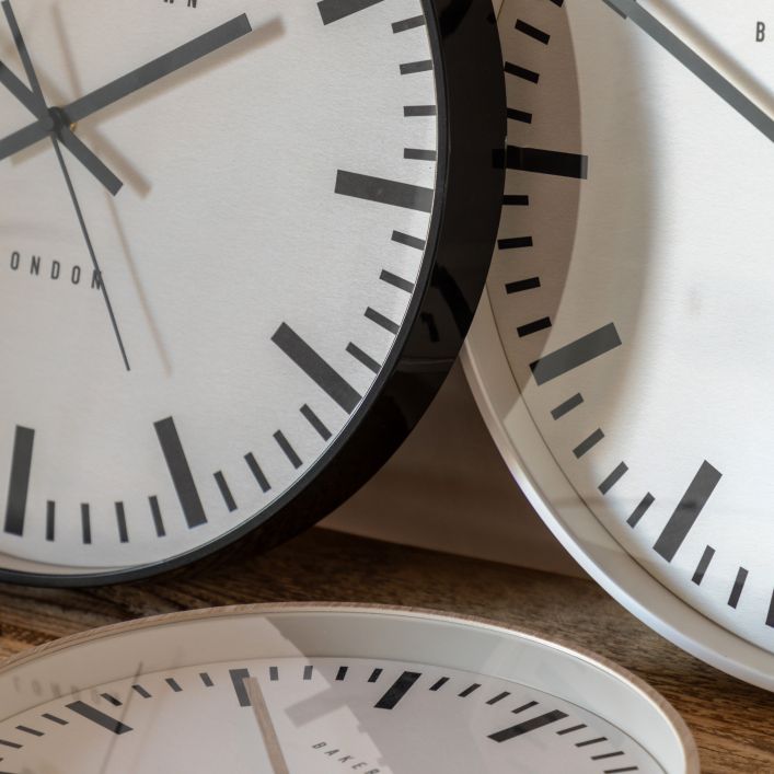 Ghedi Giustano Clock Black — SantoLusso®