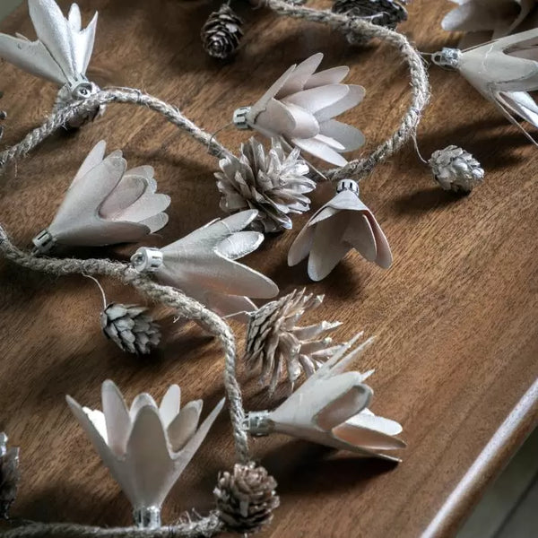 Ghedi Blush Cone & Floral Garland — SantoLusso®