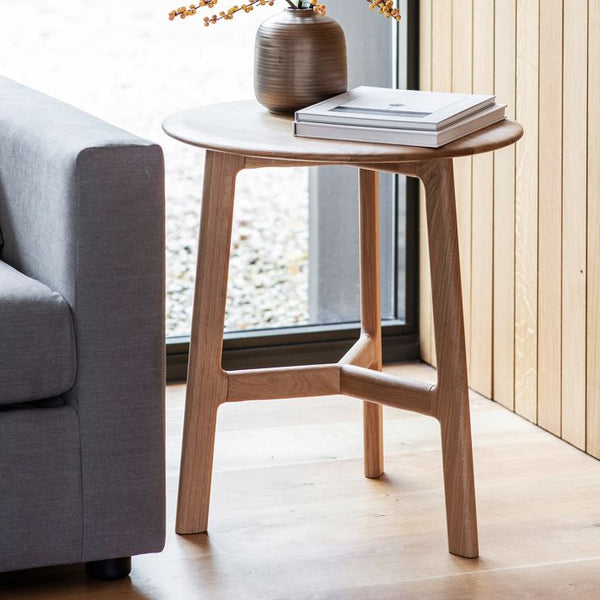 Ghedi Cabrera Round Side Table Oak — SantoLusso®